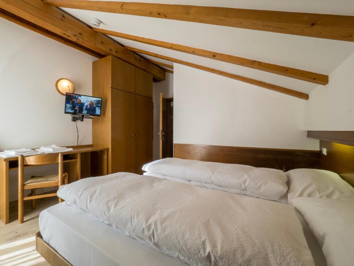 Hotel Ferrari Pinzolo Buitenkant foto