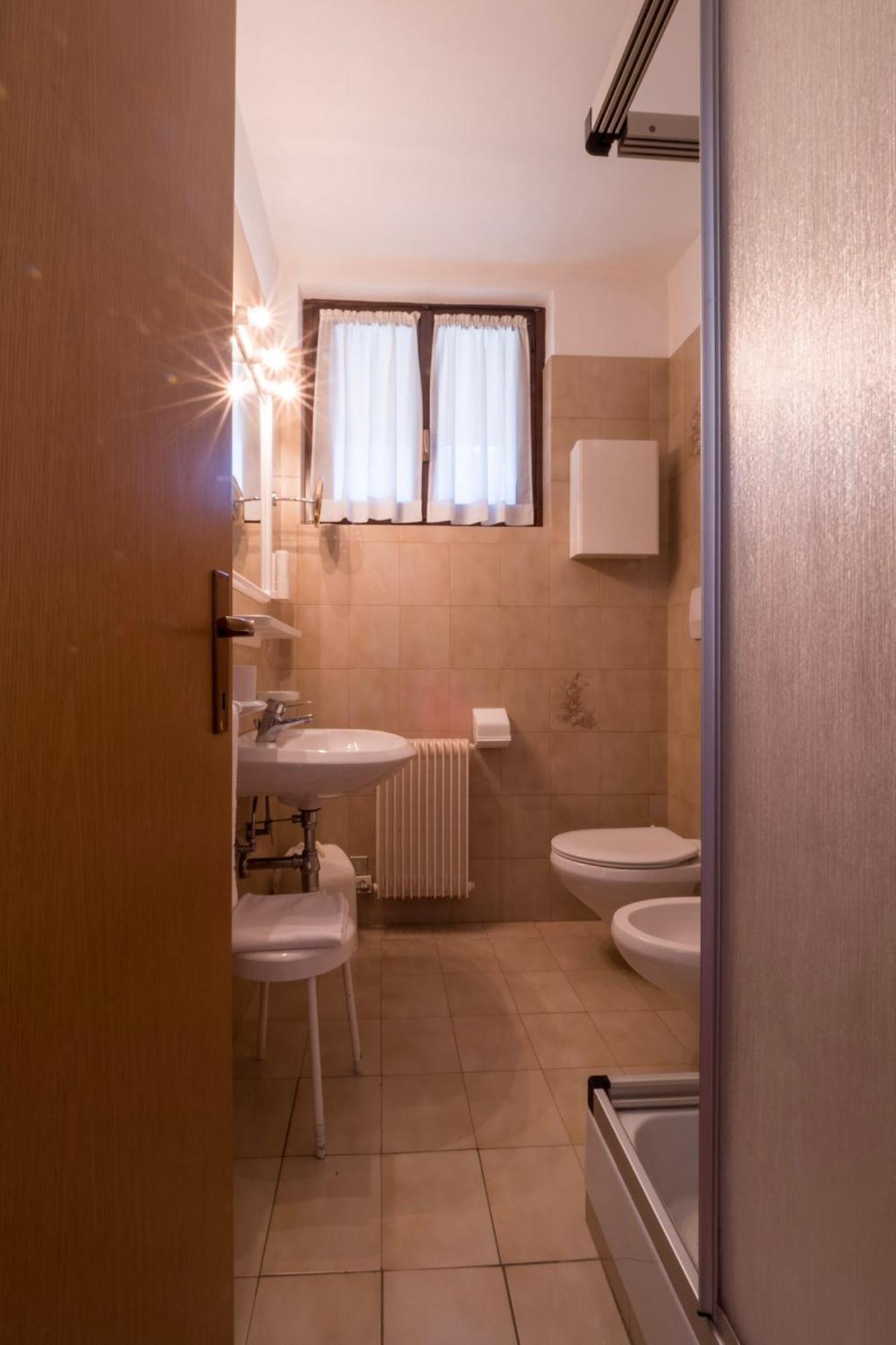 Hotel Ferrari Pinzolo Buitenkant foto