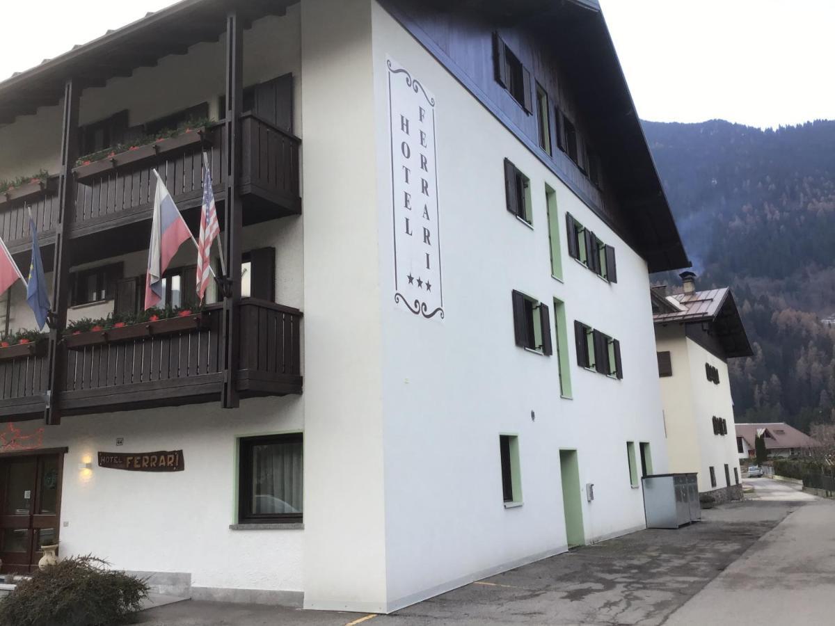Hotel Ferrari Pinzolo Buitenkant foto
